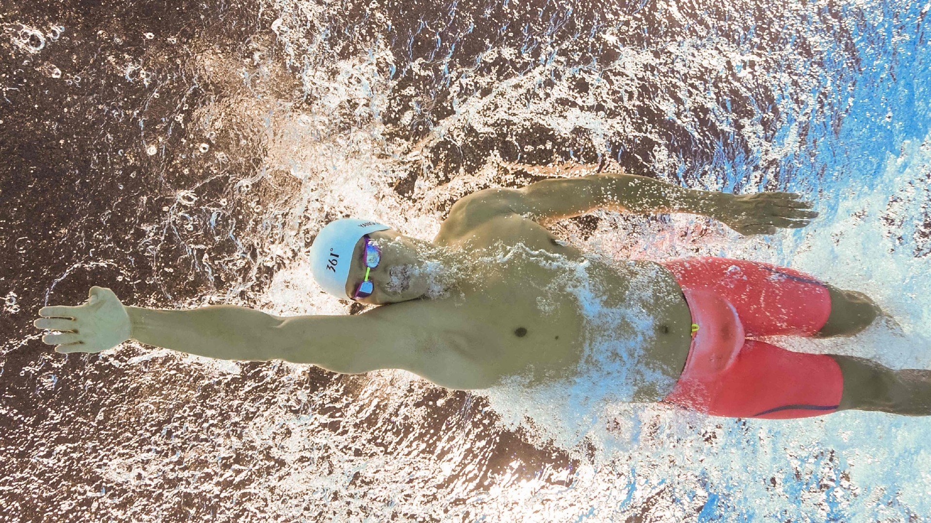 当日MVP：王强的决定性三分让他荣获焦点！，王强打多少分